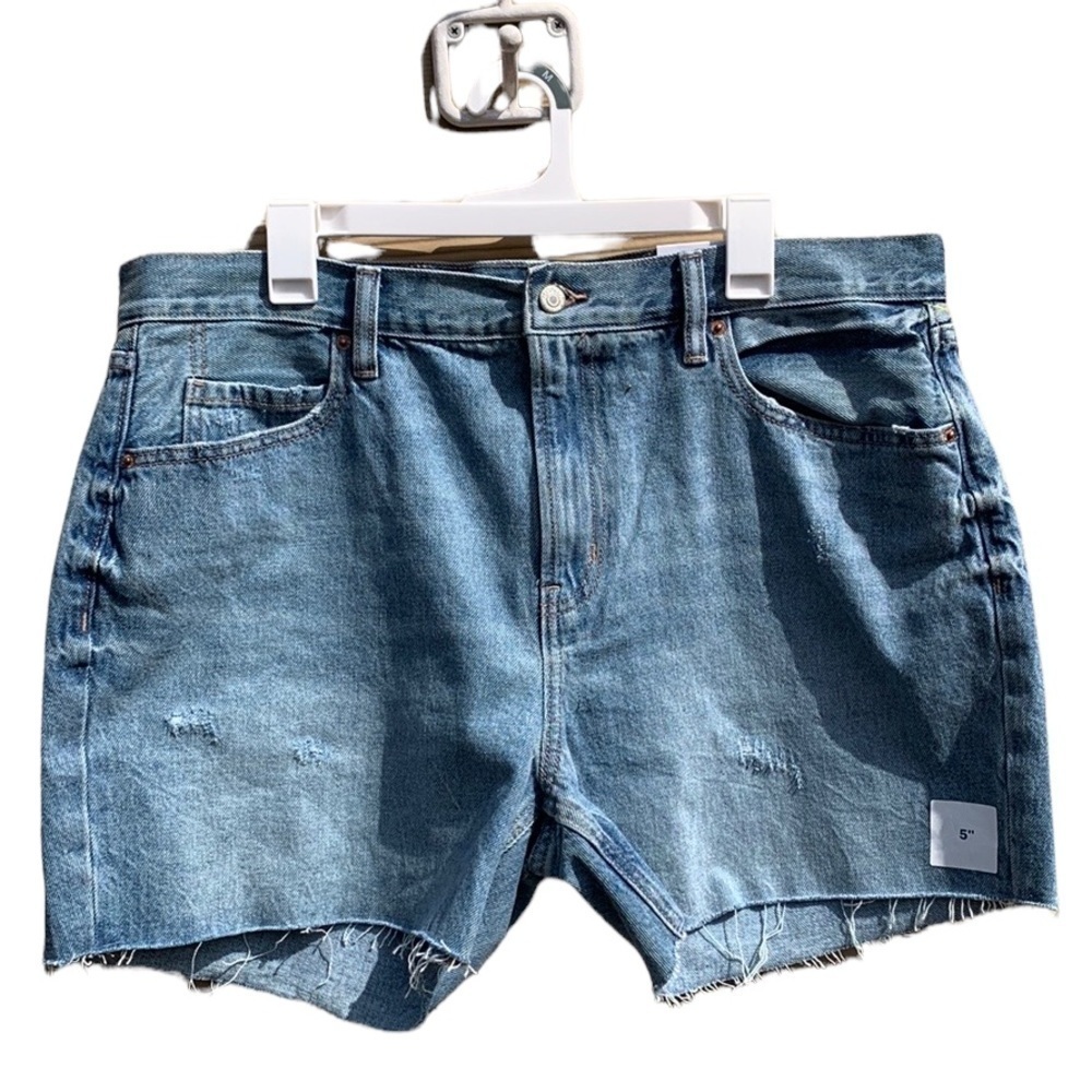 Old Navy NWT Womens High Rise Distressed Frayed Hem Denim 5” Shorts Size 16